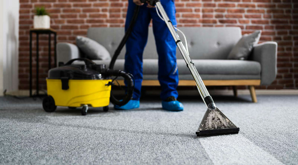 Featured image for “Starting a Carpet Cleaning Business in 9 Easy Steps”