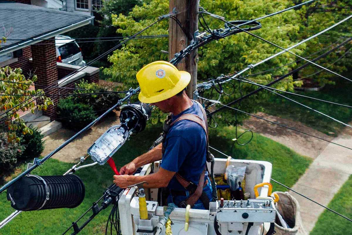 Featured image for “How to Become an Electrician”